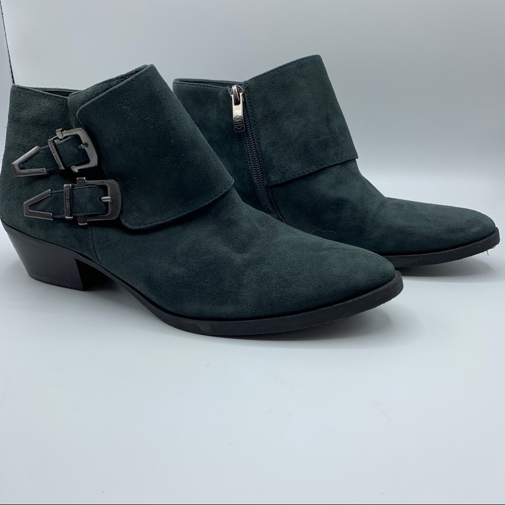 Vince Camuto ‘Trapeez’ Ankle Bootie Size 6.5